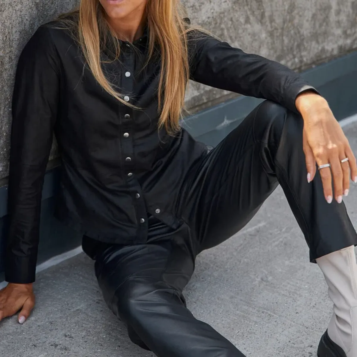 SHARON SKINNSKJORTE