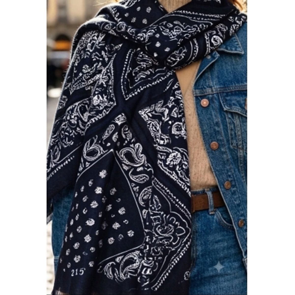 SCARF PAISLY