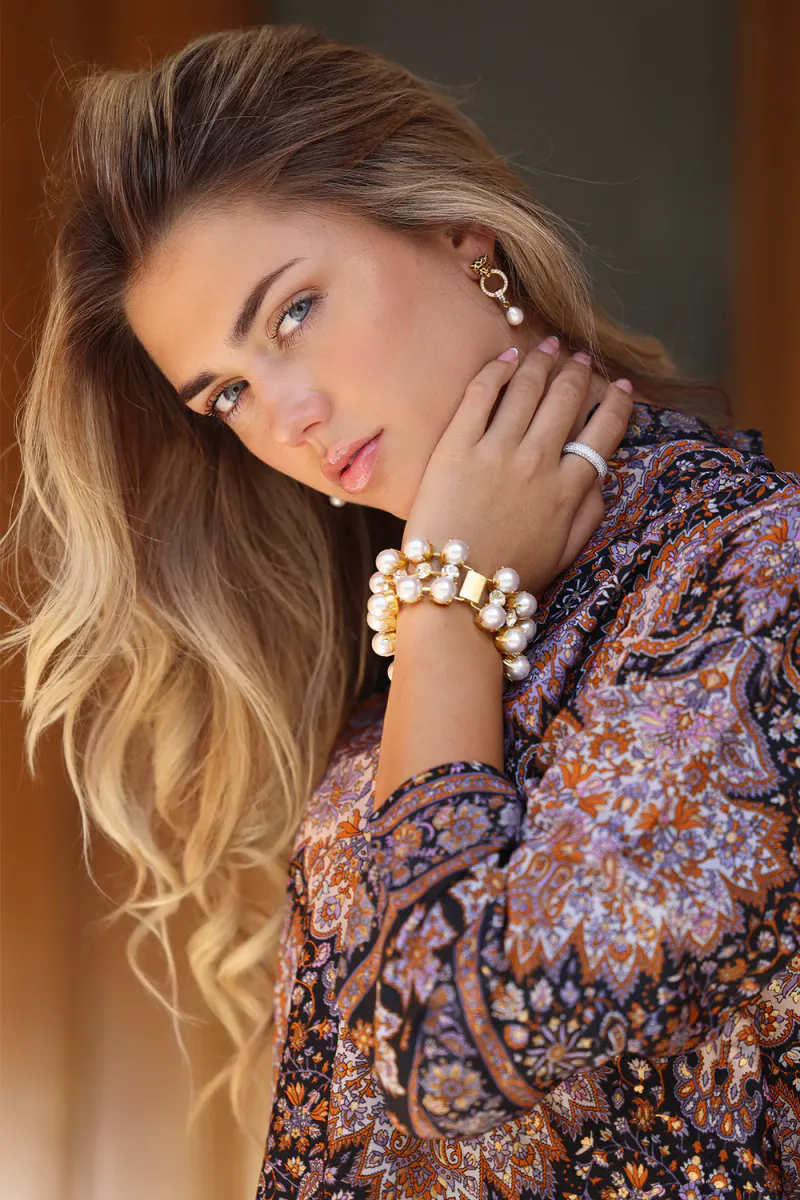 LUXURY PEARL BRACELET