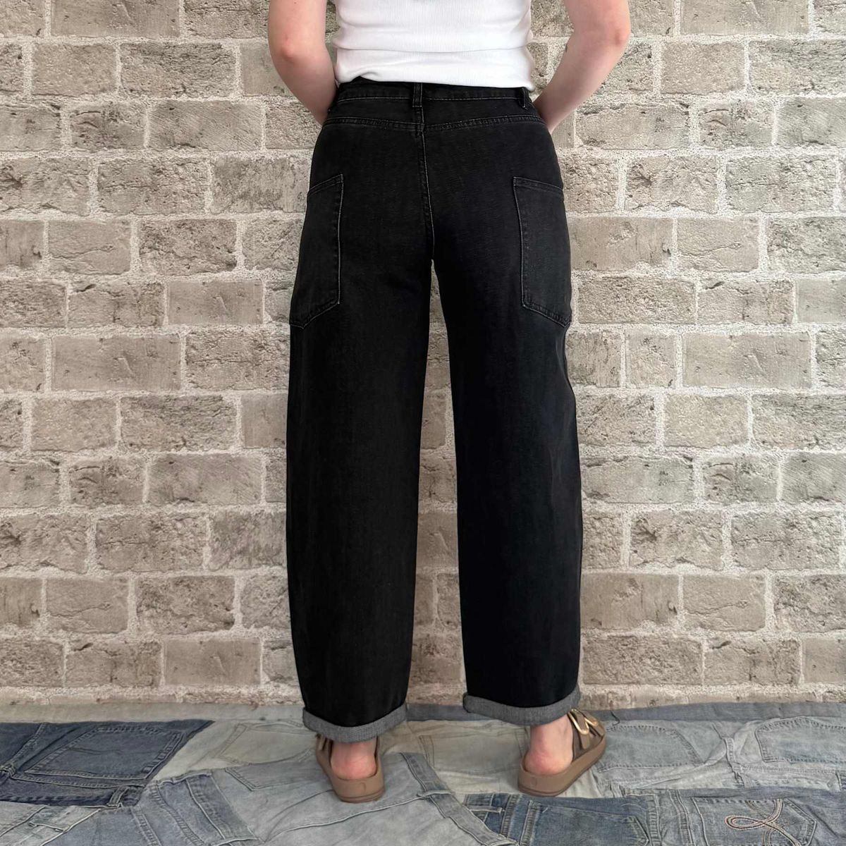 JETT JEANS