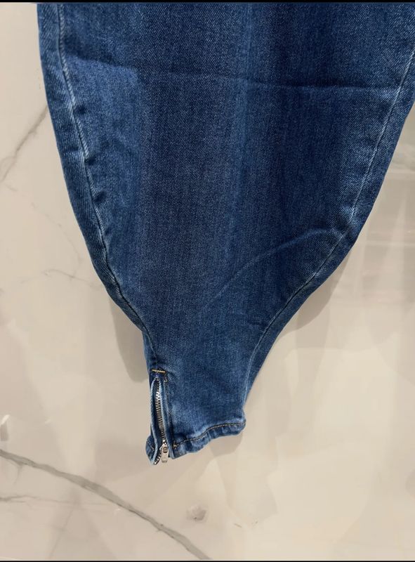 TARA JEANS