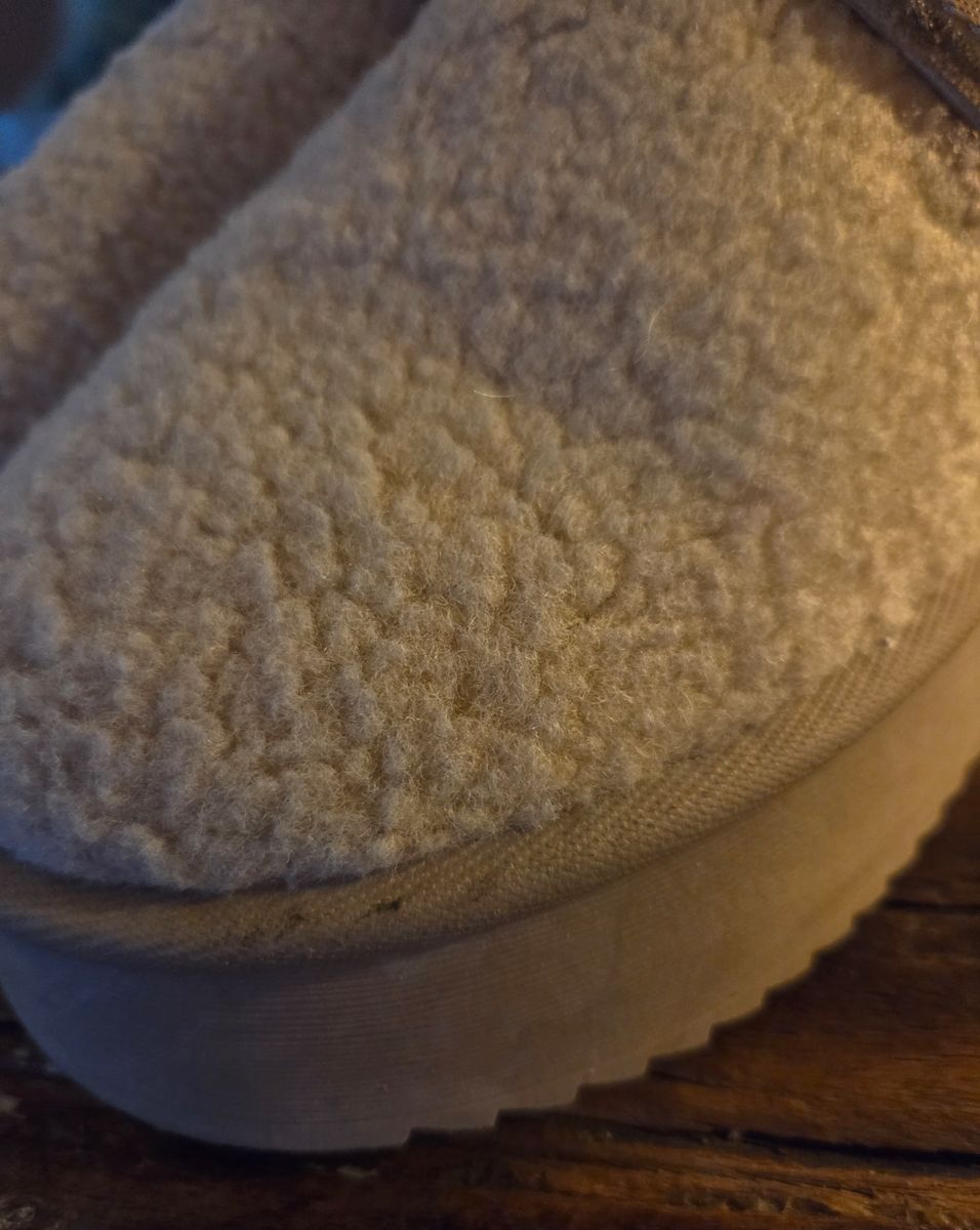 SHEEP SHOE